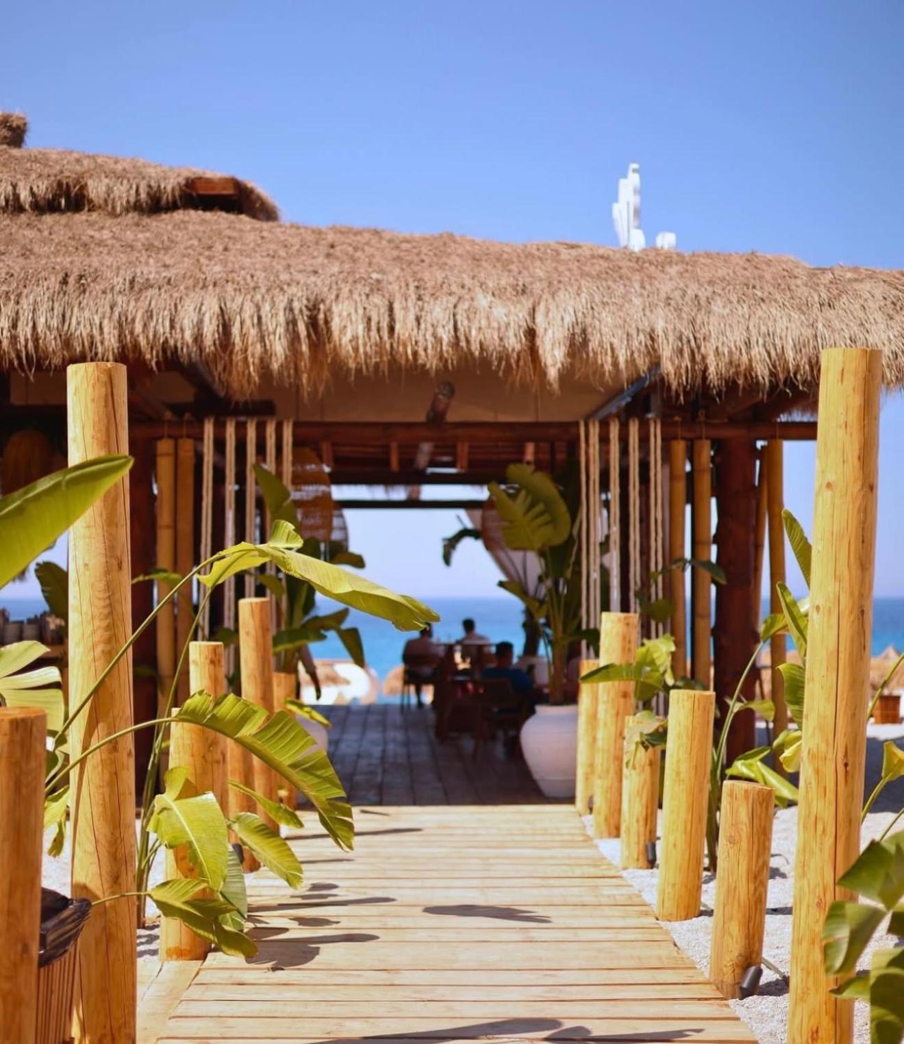 Palladium Beach Hotel- Private Beach Included Dhërmi Екстериор снимка