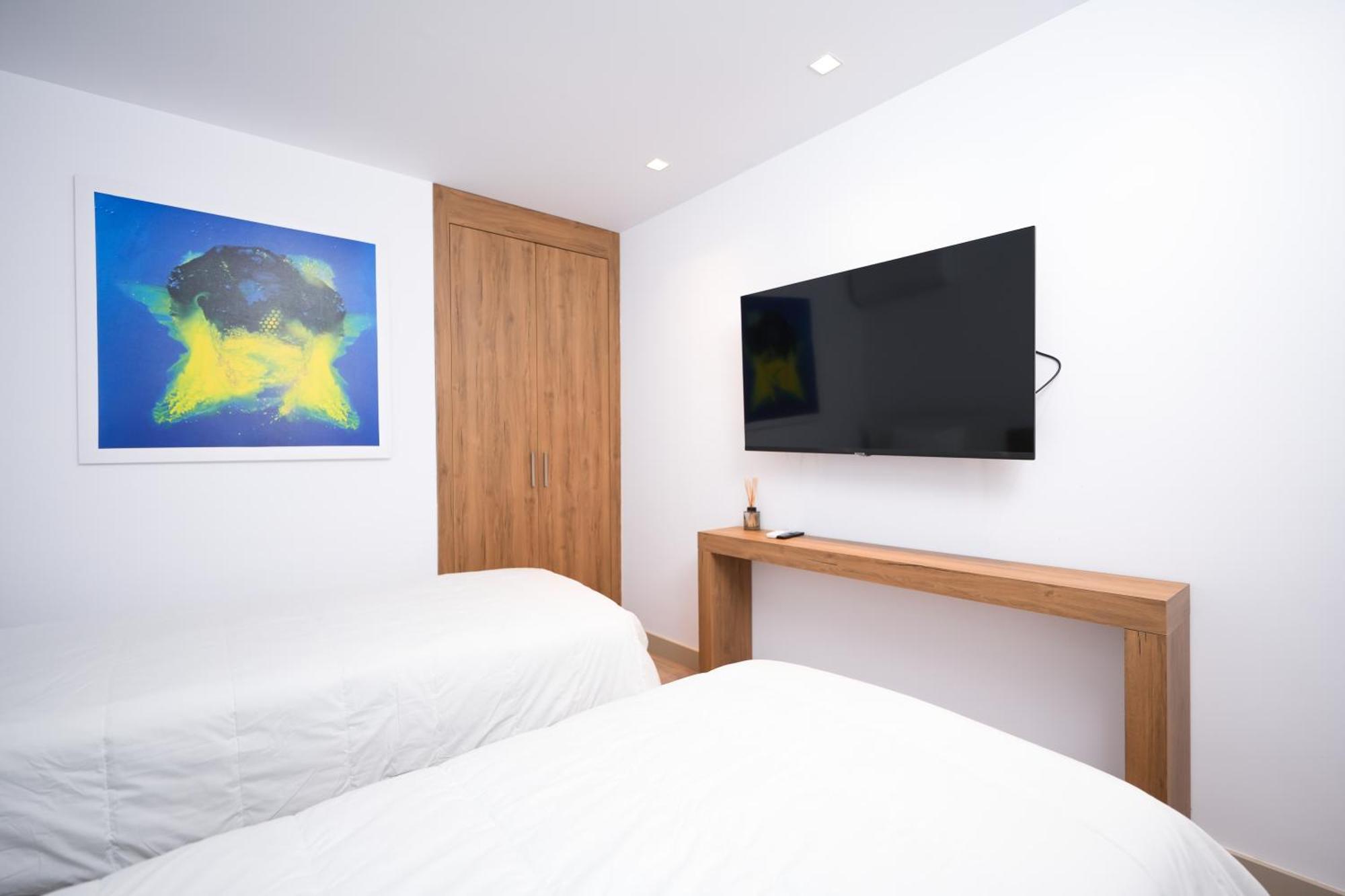 Palladium Beach Hotel- Private Beach Included Dhërmi Екстериор снимка